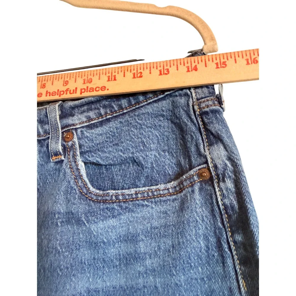 Vintage Y2K Levi's 501 Jeans W30 L32 Medium Wash‎ Straight Leg Casual Normcore
